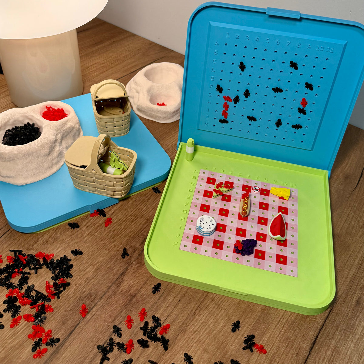 Battleship - picnic edition, Snack Attack board game for 2 players